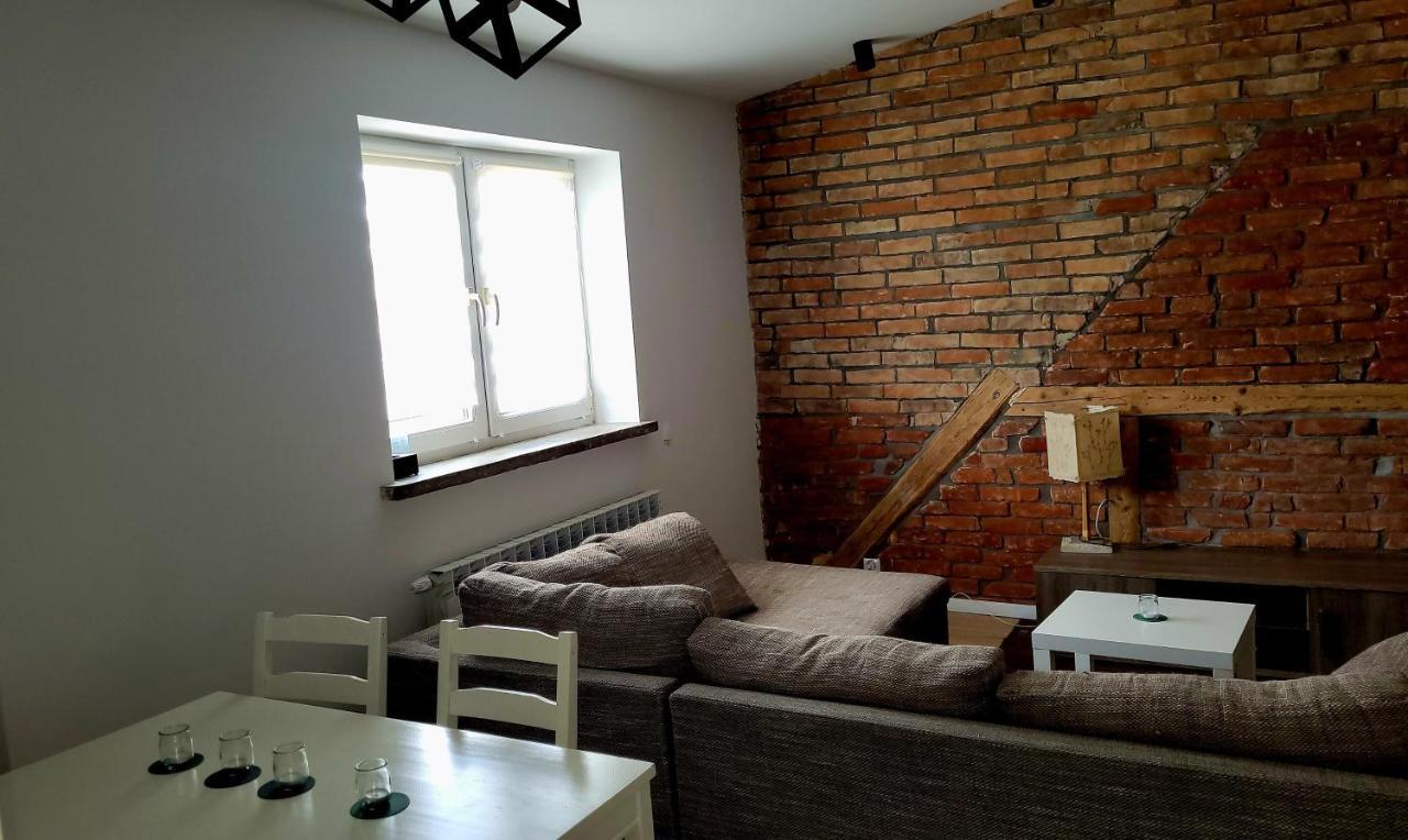 Przytulny Apartament W Centrum Miasta Kętrzyn Exterior foto